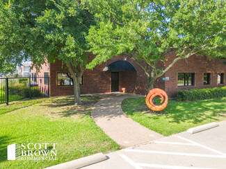 More details for 204 Cardinal Dr, Denton, TX - Coworking for Rent