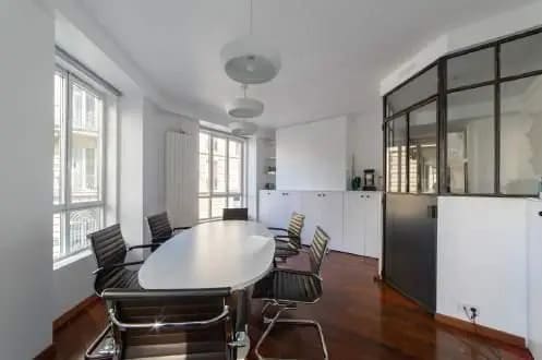 Location Bureaux 140 m² - Photo 1