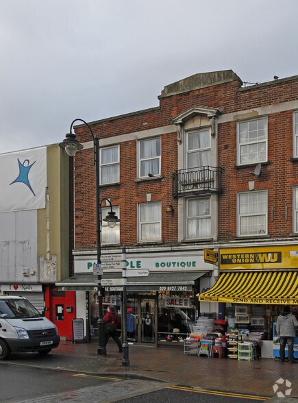 45 High St, Harrow for sale - Primary Photo - Image 1 of 1