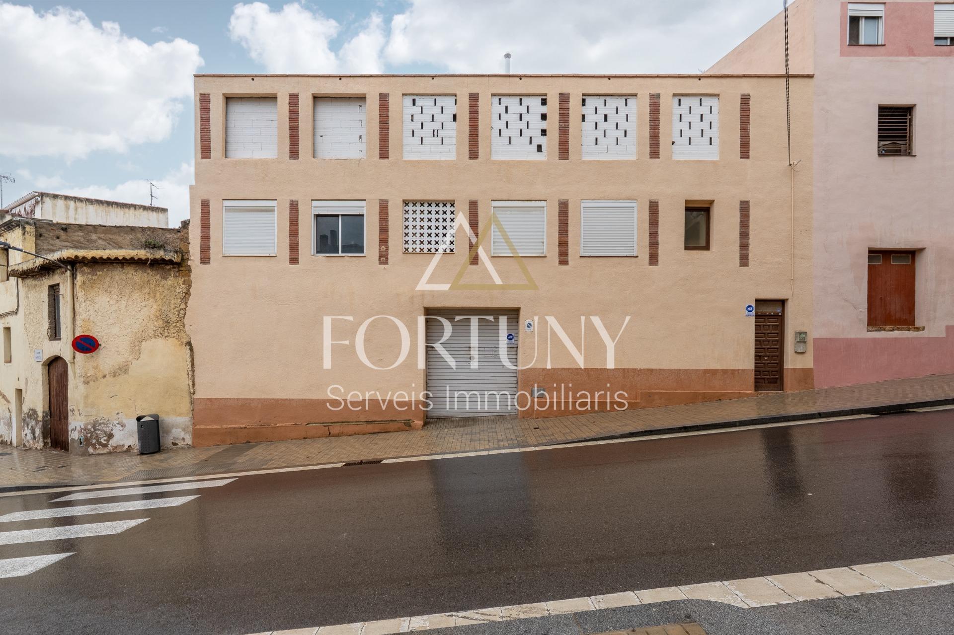 Industrial in Constantí, Tarragona for sale Interior Photo- Image 1 of 39
