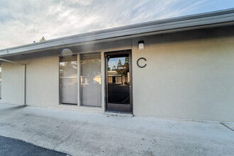 1548 Poole Blvd, Yuba City, CA for rent Building Photo- Image 1 of 11