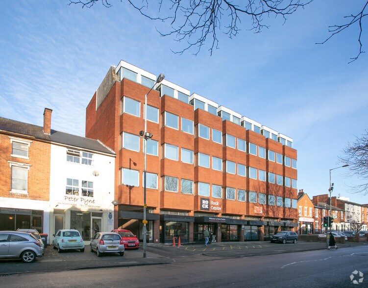 2731 Lichfield St, Walsall, WS1 1TE UK