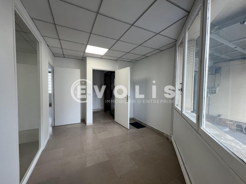 Office in Le Raincy to rent - Interior Photo - Image 3 of 18