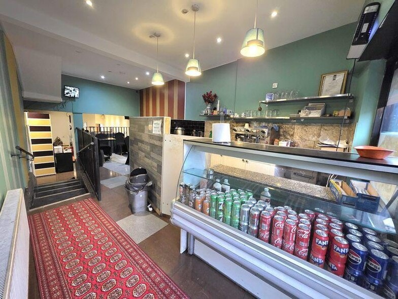 29-31 Featherstone Rd, Southall to rent - Building Photo - Image 3 of 7