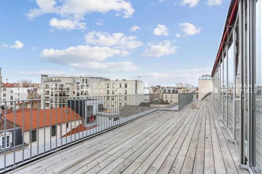 Office in Malakoff to rent - Building Photo - Image 1 of 19