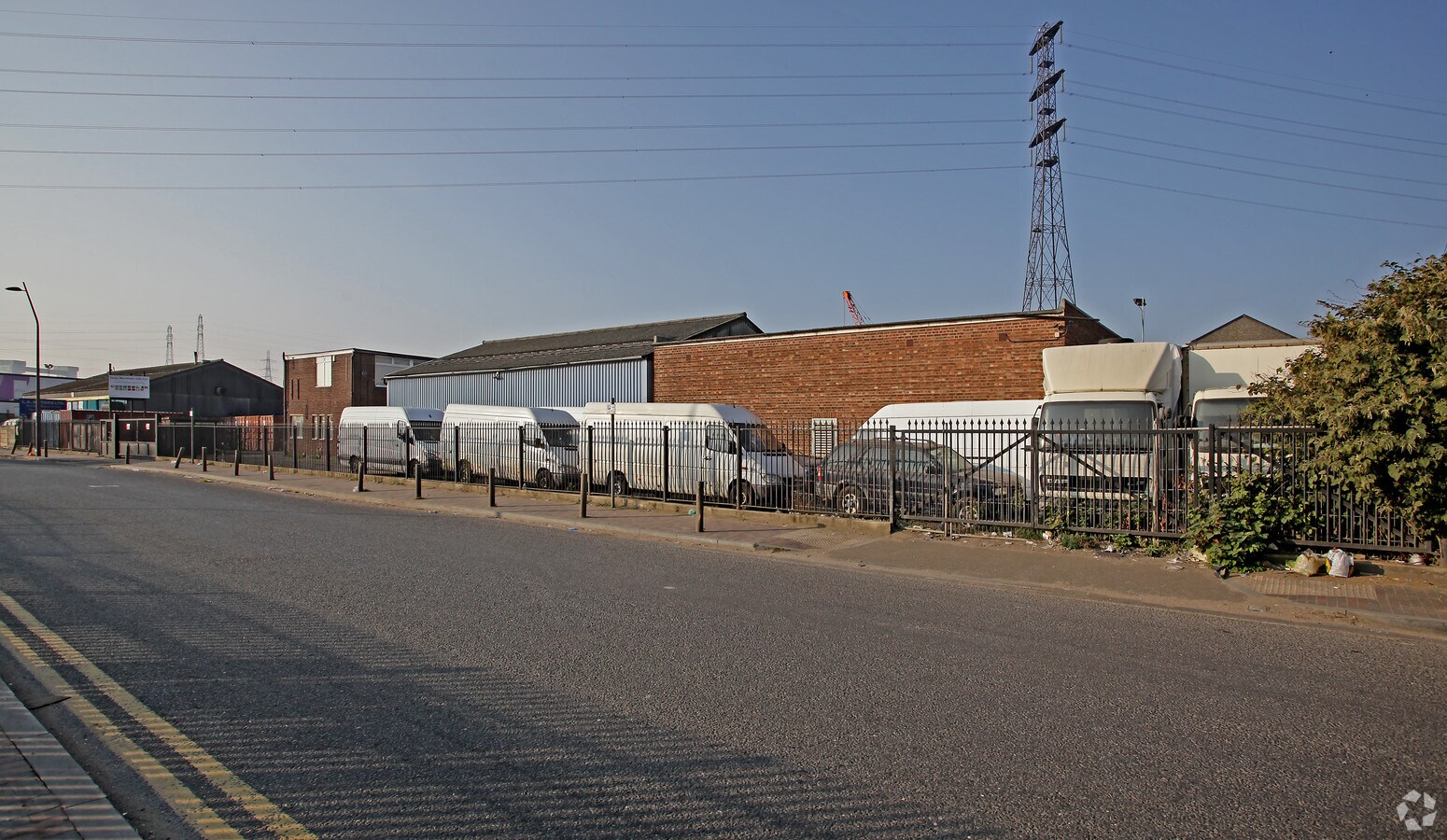 24 River Rd, Barking IG11 0DG