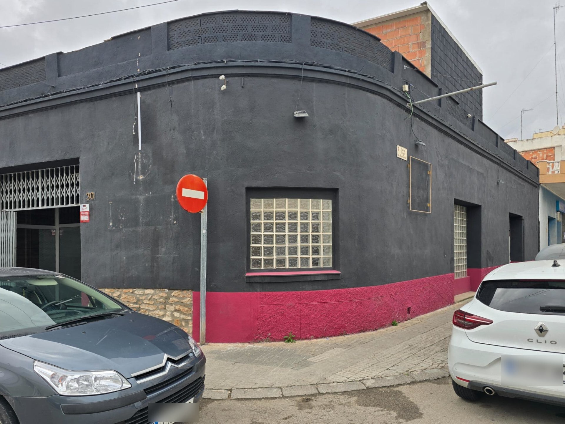 Retail in Amposta, Tarragona to rent Floor Plan- Image 1 of 14