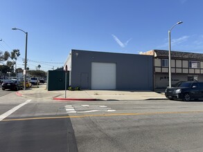 2701 Dawson Ave, Signal Hill, CA for rent Building Photo- Image 1 of 7