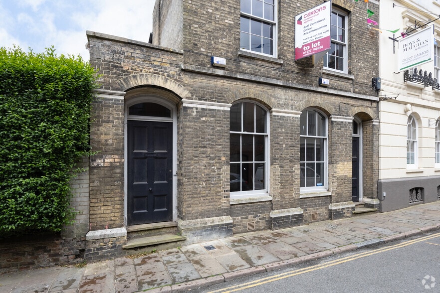 1 Castle St, Canterbury to rent - Building Photo - Image 2 of 2