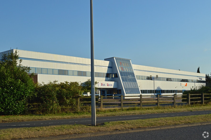 Hortonwood 30, Telford to rent - Building Photo - Image 3 of 7