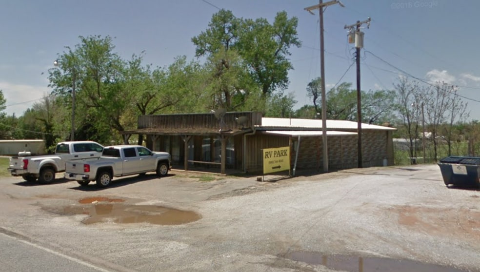 111 N Ken Miller Blvd, Longdale 73755 UK