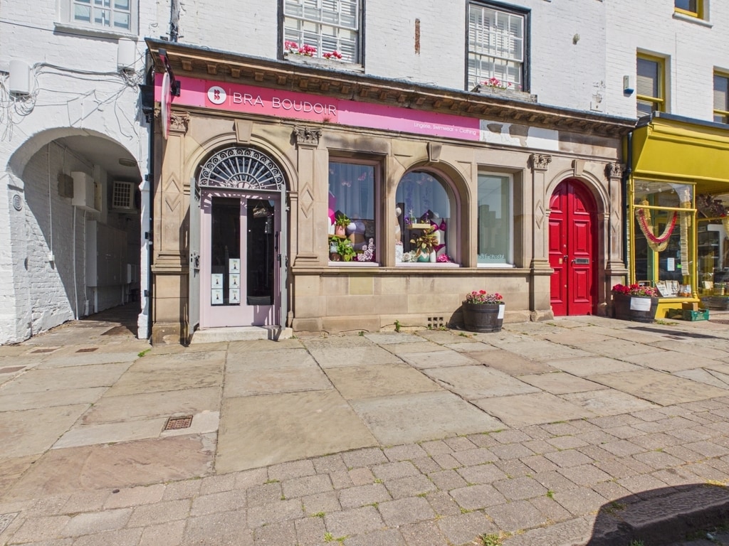 4 High St, Ledbury to rent Building Photo- Image 1 of 5