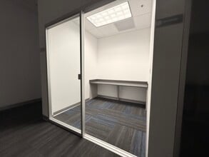 2150 Point Blvd, Elgin, IL to rent Building Photo- Image 1 of 9