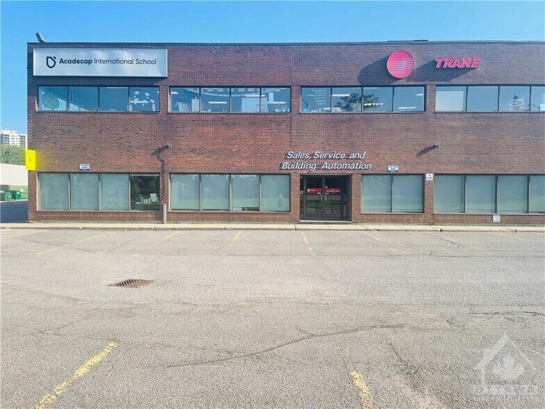 10101024 Morrison Dr, Ottawa, ON K2H 8K7 UK