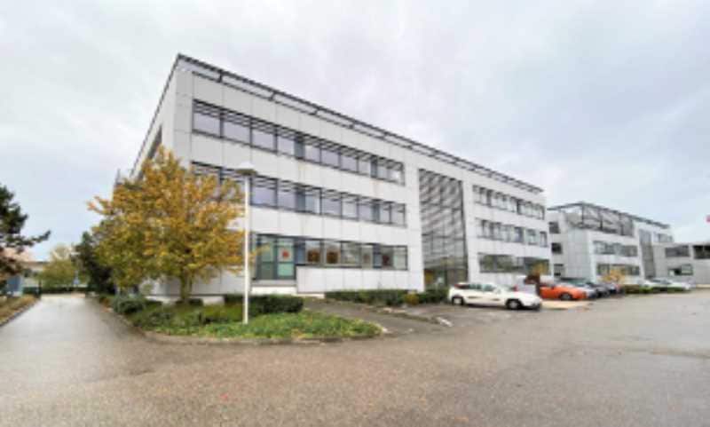 8 Place Berthe Morisot, Saint-Priest to rent Building Photo- Image 1 of 5