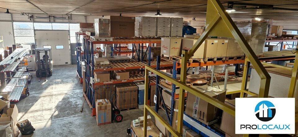 Industrial in Annecy for sale - Interior Photo - Image 2 of 7