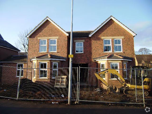 1 The Avenue, Flitwick for sale - Primary Photo - Image 1 of 4