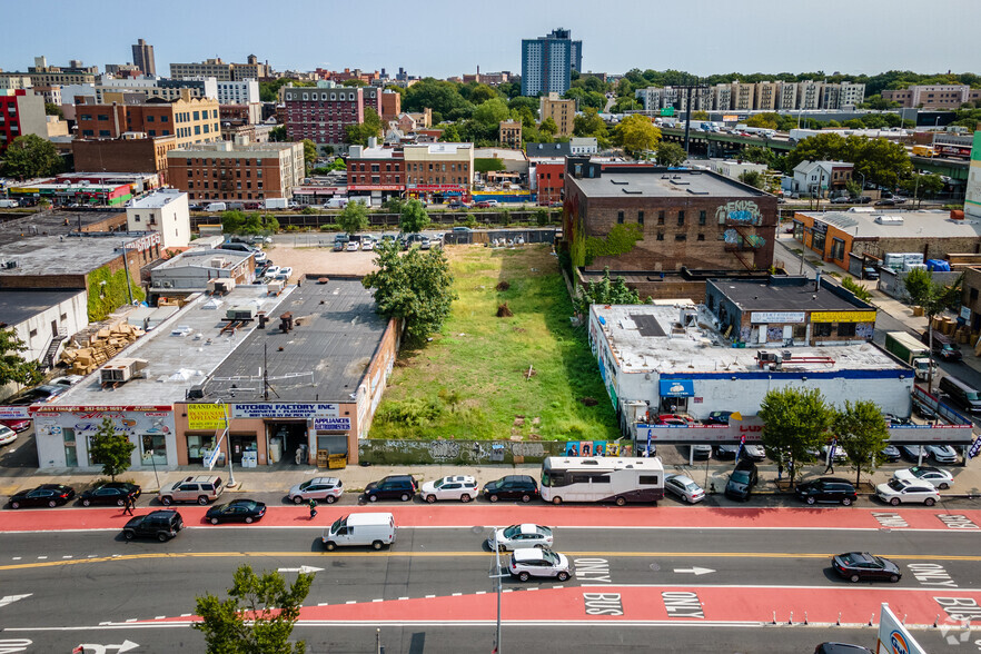 1820 Webster Ave, Bronx, NY for sale - Building Photo - Image 1 of 1