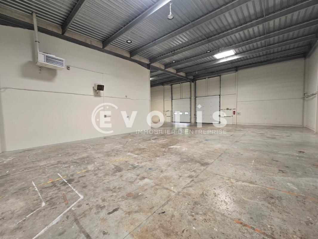 Light Industrial in Lisses to rent Interior Photo- Image 1 of 14