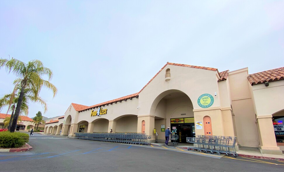 12190-12240 Perris Blvd, Moreno Valley, CA for rent - Building Photo - Image 2 of 8