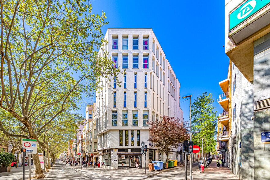 Office in Terrassa, Barcelona for sale - Primary Photo - Image 1 of 3