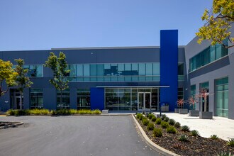 1650 Harbor Bay Pky, Alameda, CA to rent Interior Photo- Image 1 of 15