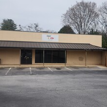 341 N Main St, Woodruff, SC for rent Building Photo- Image 2 of 8