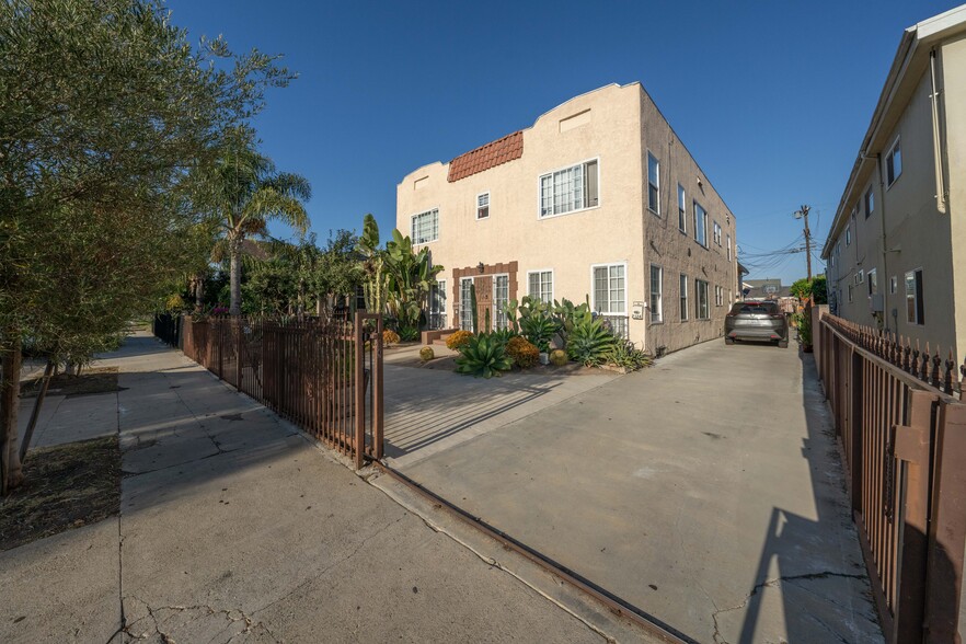 2122 6th Ave, Los Angeles, CA for sale - Building Photo - Image 3 of 7