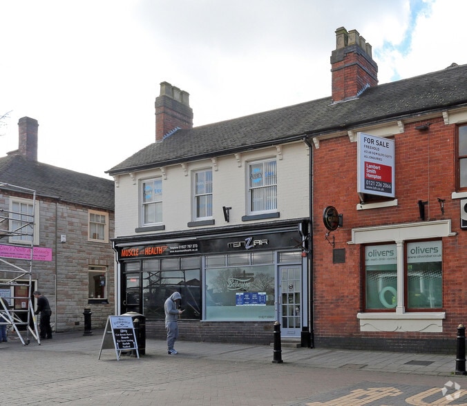 17 Lower Gungate, Tamworth to rent - Building Photo - Image 2 of 2