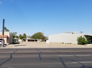 3620 E Thomas Rd, Phoenix, AZ for rent Building Photo- Image 2 of 5