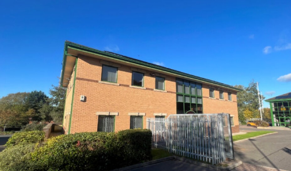 Turnpike, Alfreton for sale Primary Photo- Image 1 of 1