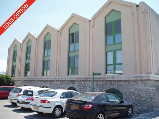Light Industrial in Marseille to rent Building Photo- Image 1 of 4