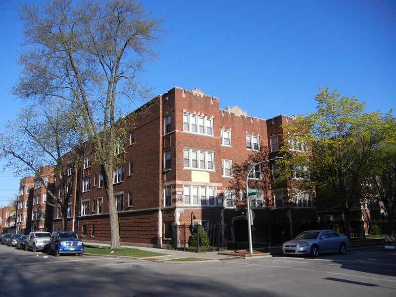 7648 S Phillips Ave, Chicago, IL for sale - Building Photo - Image 1 of 1