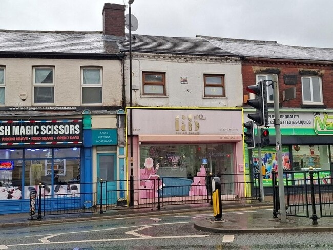 More details for 16-18A Market Pl, Heywood - Retail to Rent