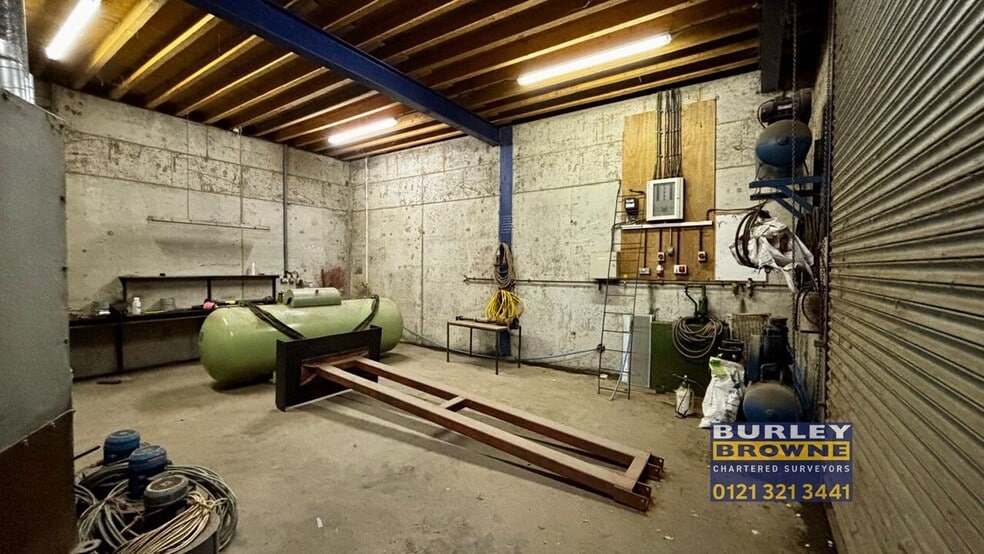 Fisherwick Rd, Lichfield to rent - Building Photo - Image 2 of 8