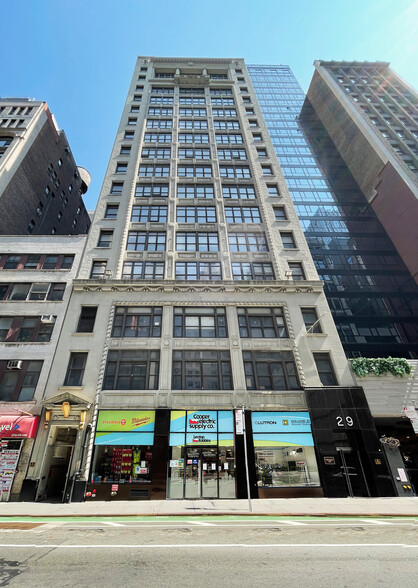 29 W 38th St, New York, NY for rent - Building Photo - Image 1 of 8