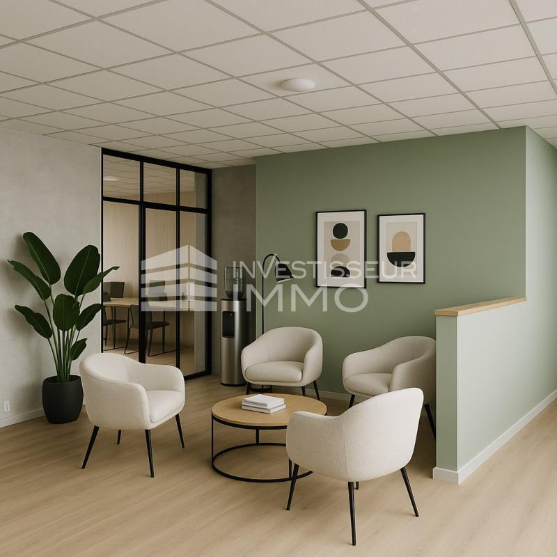 Office in Clichy for sale Lobby- Image 1 of 2