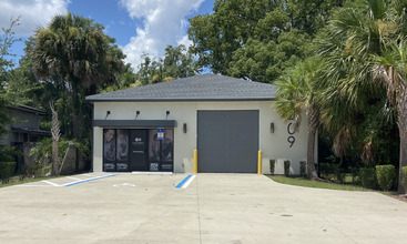 409 N Palmetto Ave, Green Cove Springs, FL for sale Building Photo- Image 1 of 7