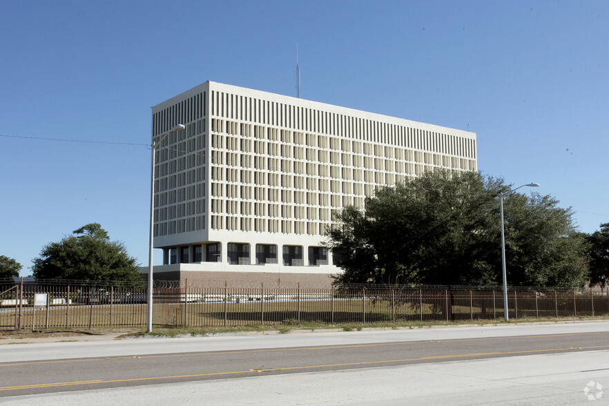 3600 Rivers Ave, North Charleston, SC for sale - Primary Photo - Image 1 of 1