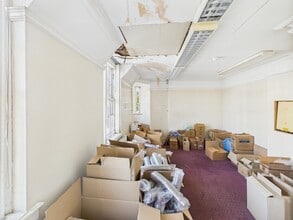 6 George Pl, Bathgate to rent Interior Photo- Image 1 of 4