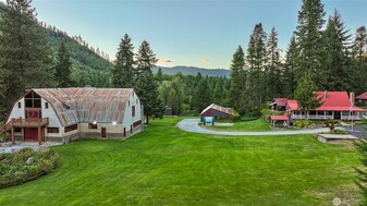 Pine River Ranch - Commercial Property