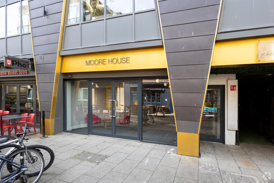 11 Black Lion St, Brighton to rent - Building Photo - Image 2 of 14