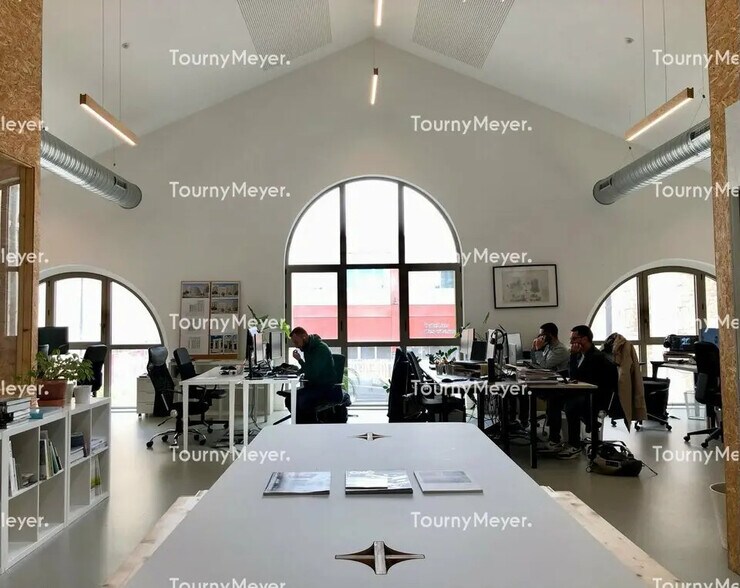 Office in Bordeaux to rent - Building Photo - Image 3 of 8