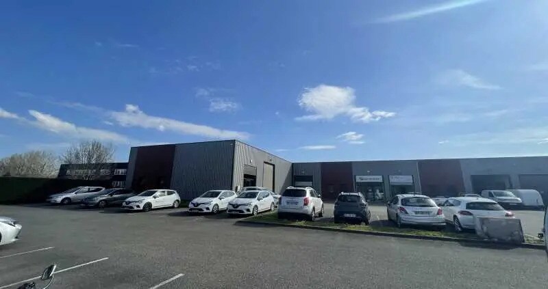 Light Industrial in Montrabé to rent - Building Photo - Image 1 of 3