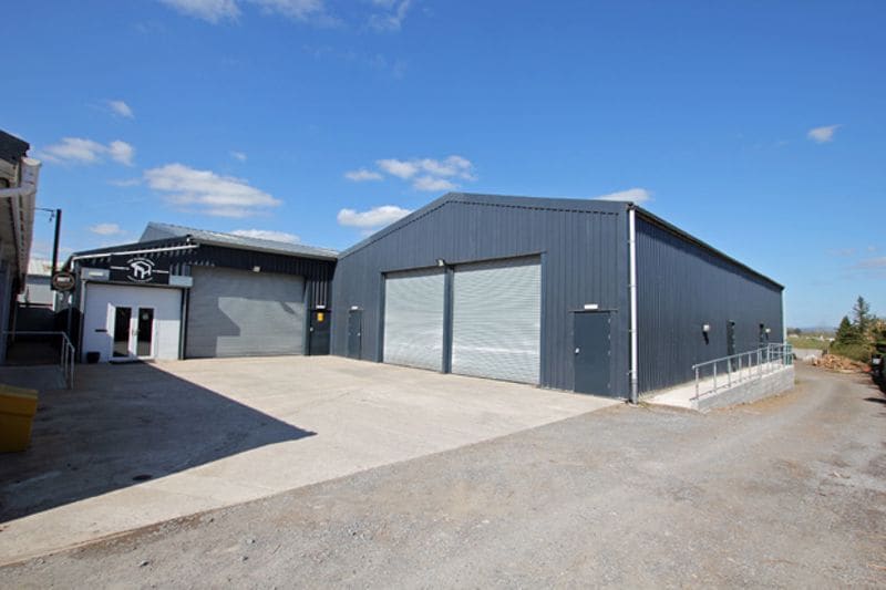 4 Carmarthen Rd, Llandeilo for sale - Building Photo - Image 1 of 1