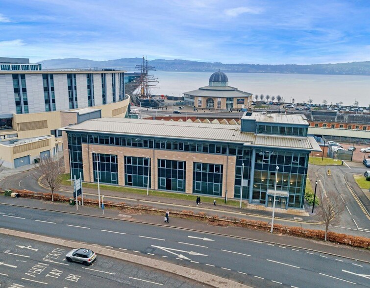 1 Greenmarket, Dundee for rent - Building Photo - Image 2 of 3