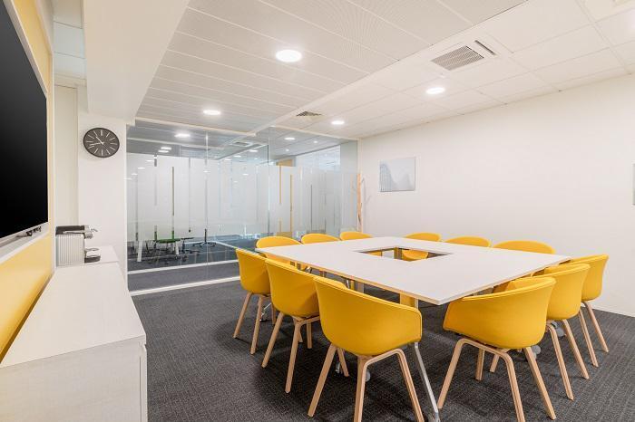 35-37 Rue Louis Guérin, Villeurbanne to rent - Interior Photo - Image 2 of 8