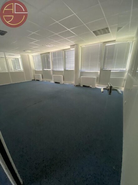 Office in Labège to rent - Interior Photo - Image 3 of 11
