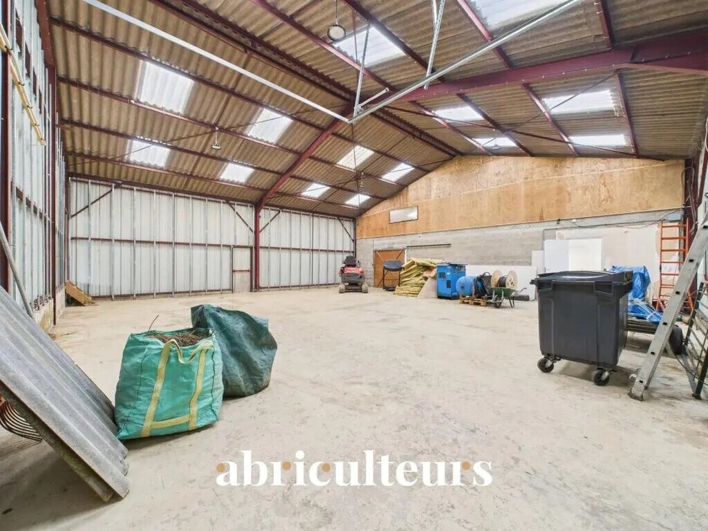 Location Bureaux 516 m² - Photo 1