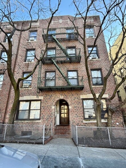 21-39 27th St, Astoria, NY for sale - Building Photo - Image 2 of 6